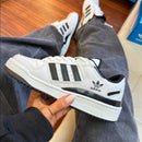 Fórum Branco/Preto — Adidas | Primeira Linha